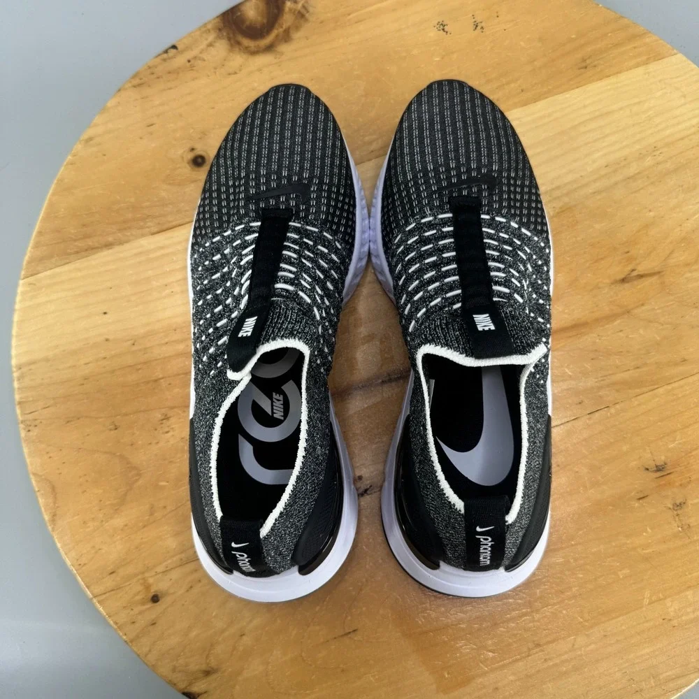 Nike React Phantom Run Flyknit 2 Oreo Womens Size 7.5 Running Shoes Black White